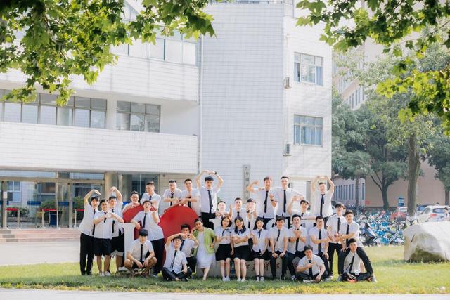 乐动平台·(中国)官方网站：矢志为国 培养船舶行业高水平应用型人才