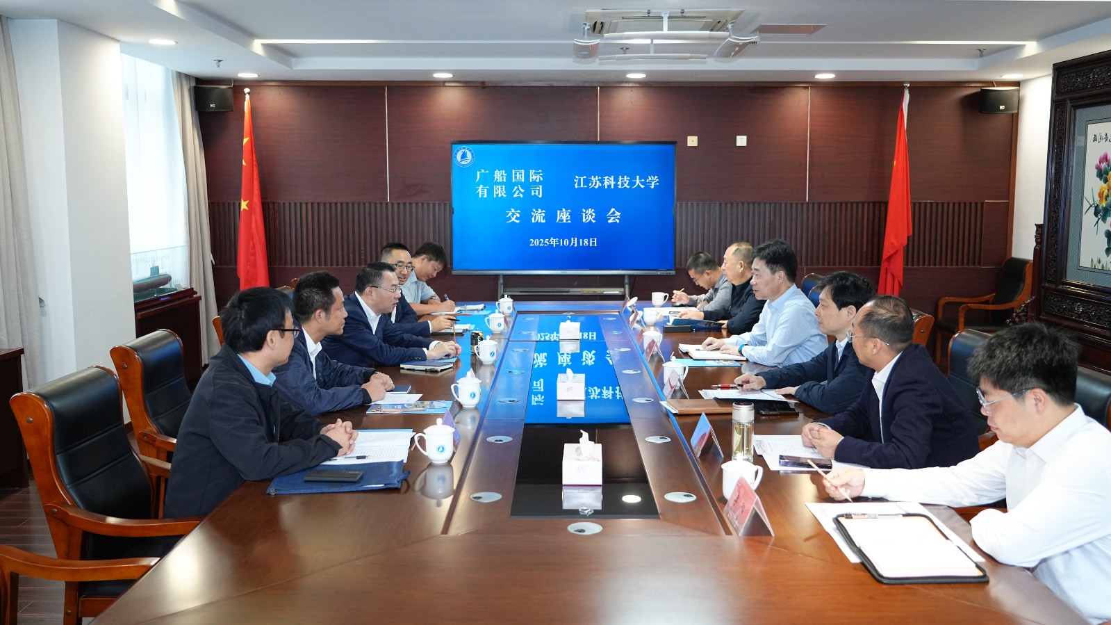 1760941539348370.jpg 1760941539348370.jpg